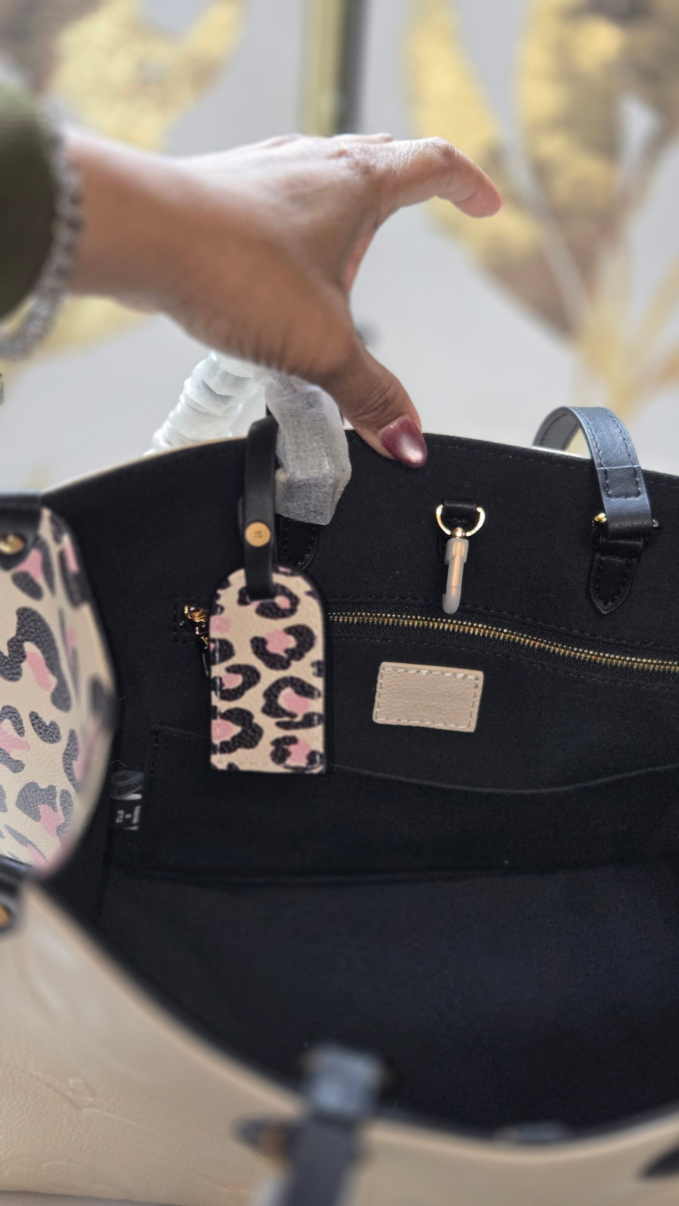 Luxury Embossed Tote with Leopard Accent Panels – Cream & Black Luxury-Inspired