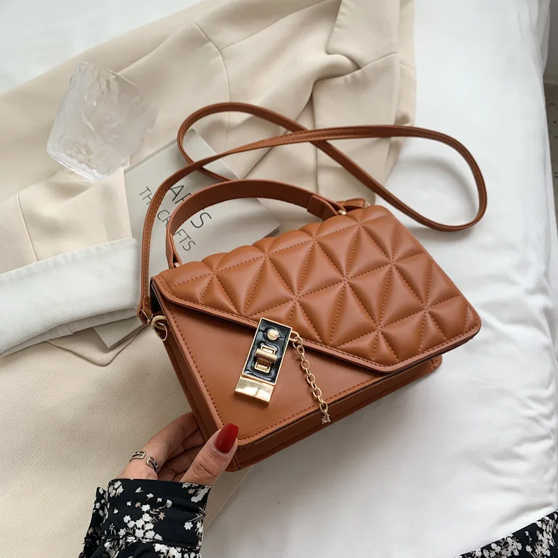 Quilted Crossbody Bag for Women – Small Chain Lock Shoulder Purse