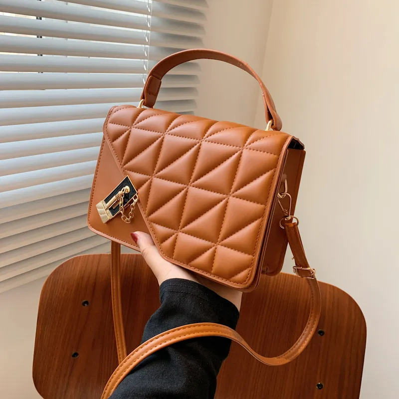 Quilted Crossbody Bag for Women – Small Chain Lock Shoulder Purse